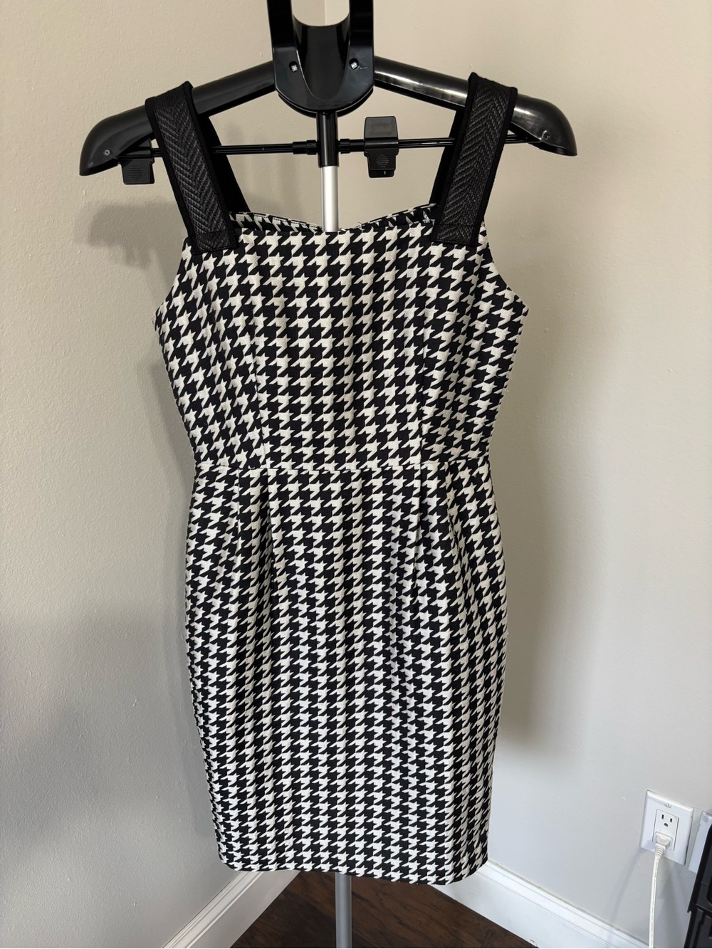 Black & Silver Houndstooth Mini Dress with Wide Straps XS